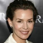 Embeth Davidtz