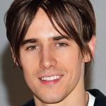 Reeve Carney