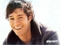 Adam Brody