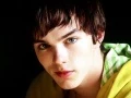 Nicholas Hoult