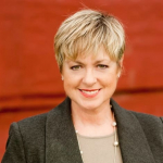 Liz MacRae