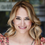 Alba Carrillo