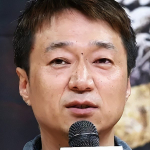 Hyung Shik Kim