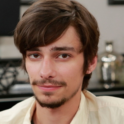 Devon Bostick Películas, Series