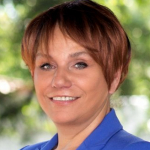 Eunice Navares