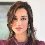 Adara Molinero