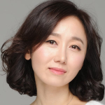 Jiha Lee