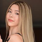 Anjolie Karmen