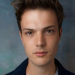 Maxim Ays
