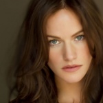 Kelly Overton