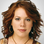 Lynsey Bartilson