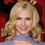 Claudia Lee