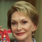 Siân Phillips