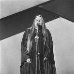 Mariza Koch