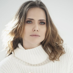 Letícia Colin