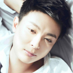 Long Yi