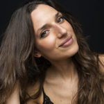 Ángela Van-Begin