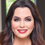 D'Andra Simmons