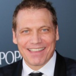 Holt McCallany