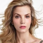 Sylvia Hoeks