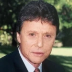 Enrique Novi