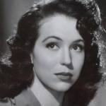 Elena Barrios