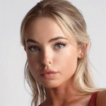 Emma Kotos
