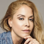 Júlia Almeida