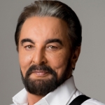 Kabir Bedi