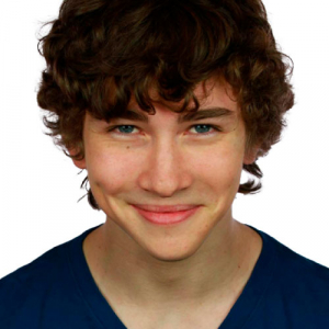 Dylan Arnold, Dennis en April 29, 1992