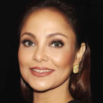 Eula Valdez