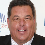 Steve Schirripa