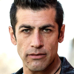 Luis Uribe