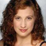 Viviana Suraniti