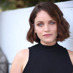 Lindsay Pearce