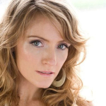 Helene Joy