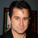 /Anthony LaPaglia