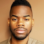 Derrick Lè