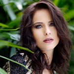 Luiza Valdetaro