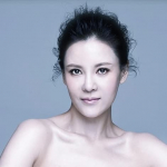 Jiayi He