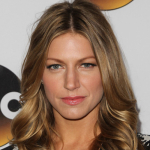 Jes Macallan