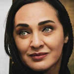 Roya Nonahali