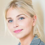 Julie Van den Steen