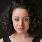 Angie Alcázar