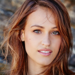 Tess Dobré