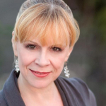 Suzanne Petri