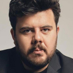 Eser Yenenler
