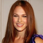 Amanda Righetti