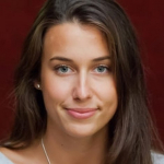 Laura Lénárdt