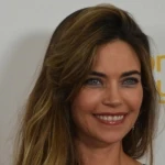 Amelia Heinle